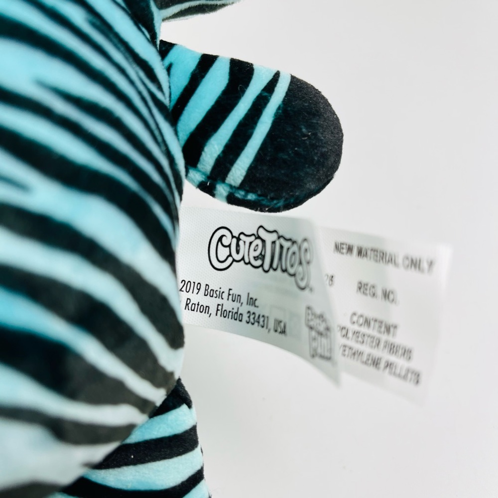 Cutetitos Series 3 Wildito Blue Zebrito Zebra Plush Hot Tamale Stuffed Animal 6" - Picture 6 of 6